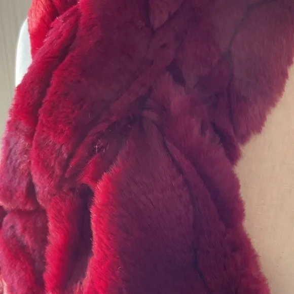 INC International Concepts Rich Deep Red Faux Fur Scarf - Picture 2 of 5